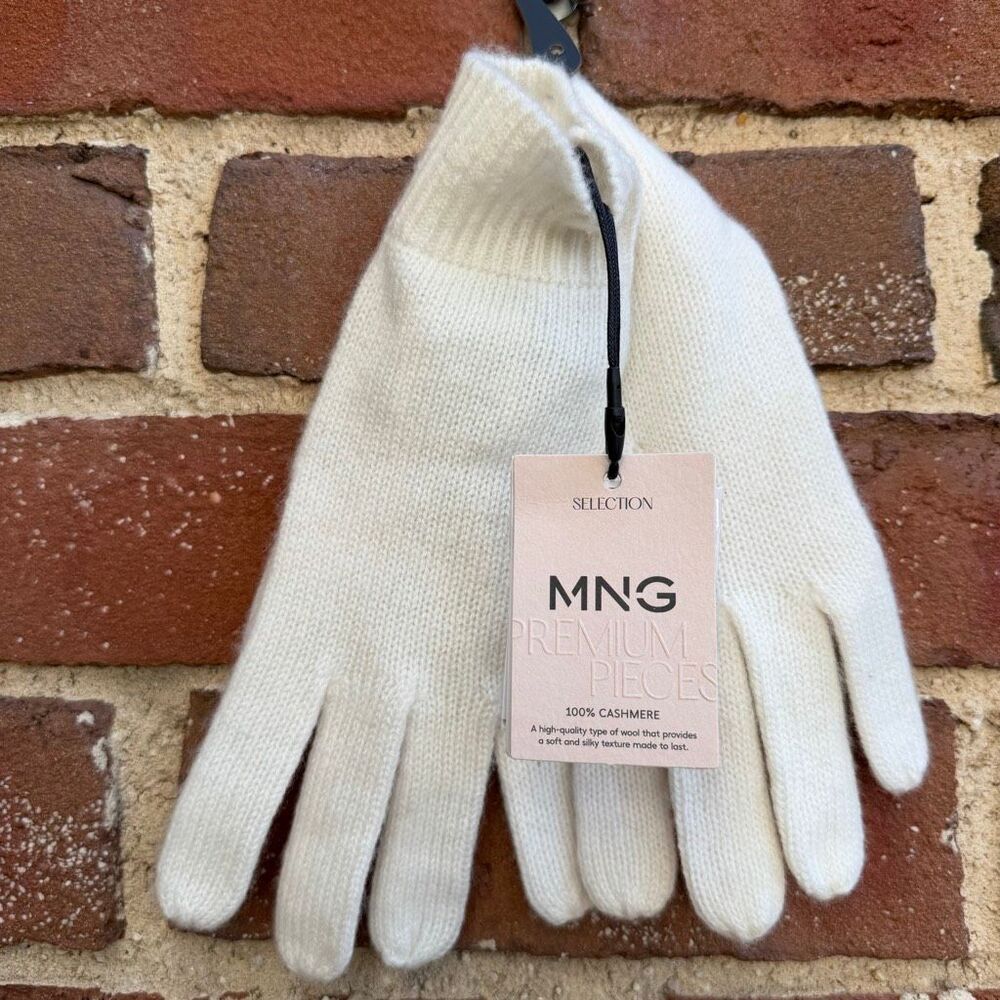 MNG Mango Women's 100% Cashmere Cable Knit Soft Winter Gloves Off White OS NWT